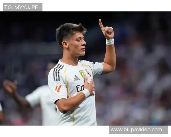 贝林厄姆：球员们100%支持阿隆索；没人放弃、抱怨或发牢骚